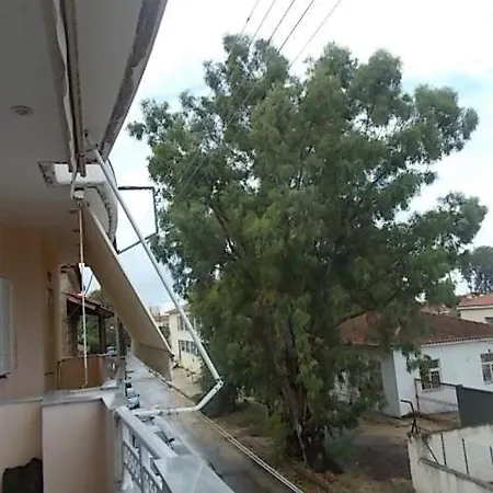 아파트 τεσσάρων ατόμων