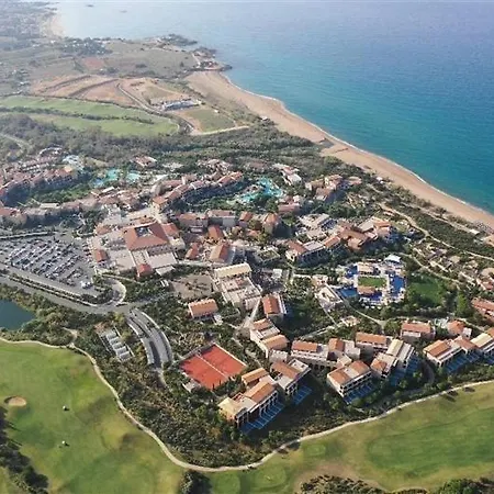 아파트 τεσσάρων ατόμων 필리아트라